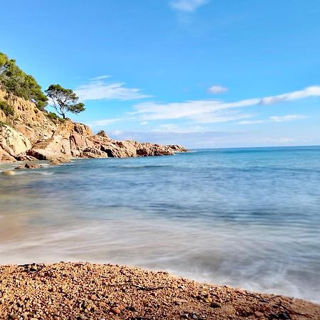 ⭑ Sea Views + Private Beach. What Else? ⭑ Tossa de Mar Luaran gambar