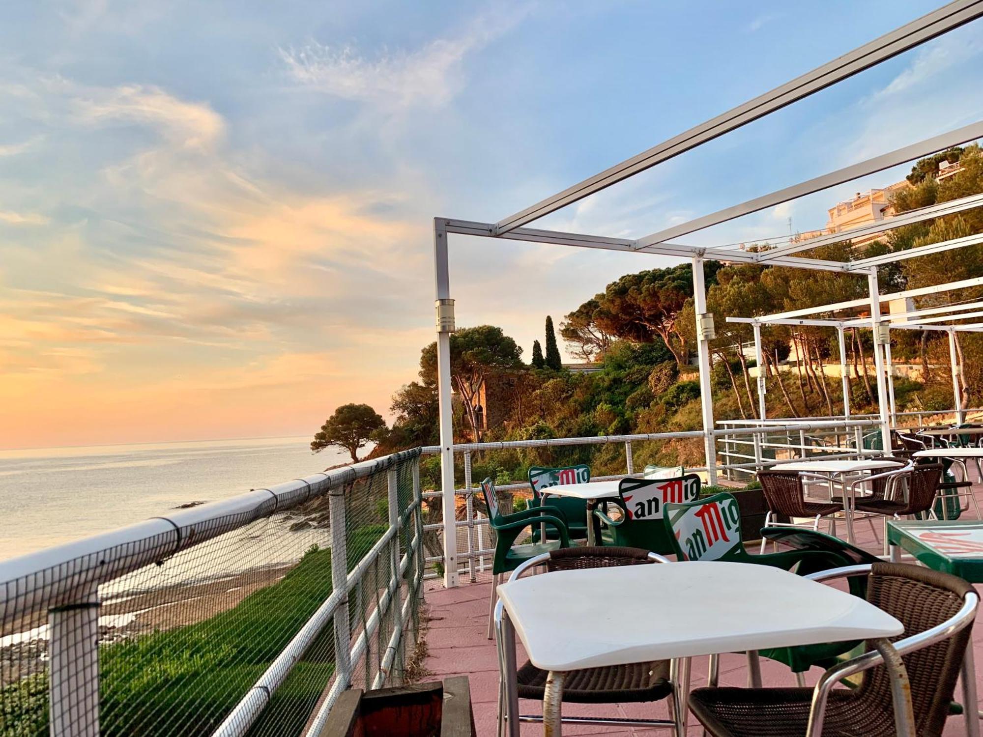 ⭑ Sea Views + Private Beach. What Else? ⭑ Tossa de Mar Luaran gambar
